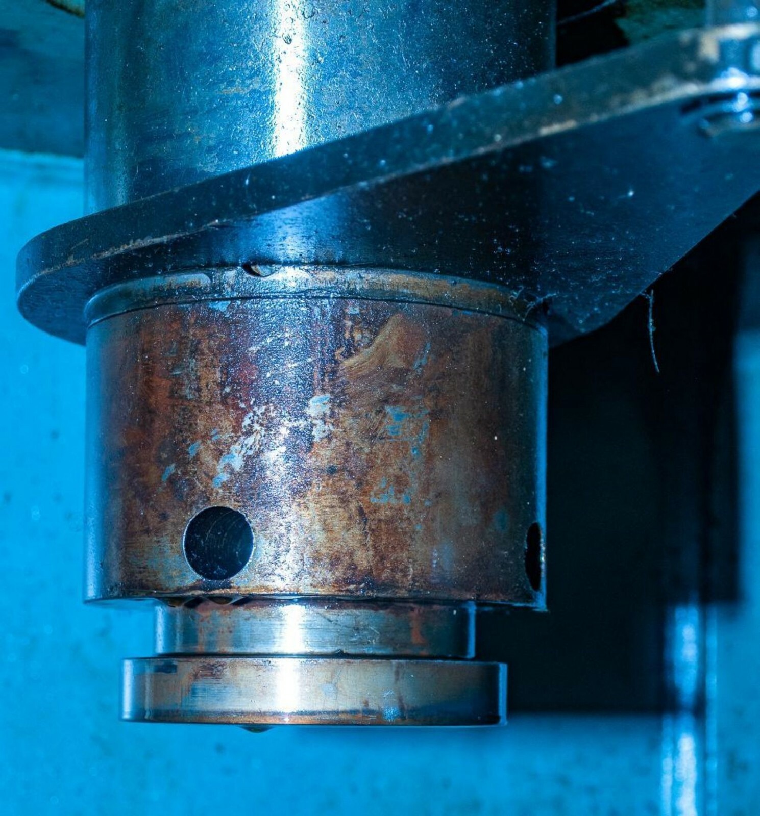 75 TON NEFF HYDRAULIC PRESS 31″ x 23″ THROAT 10″ Cylinder Diameter: 8″ 1997