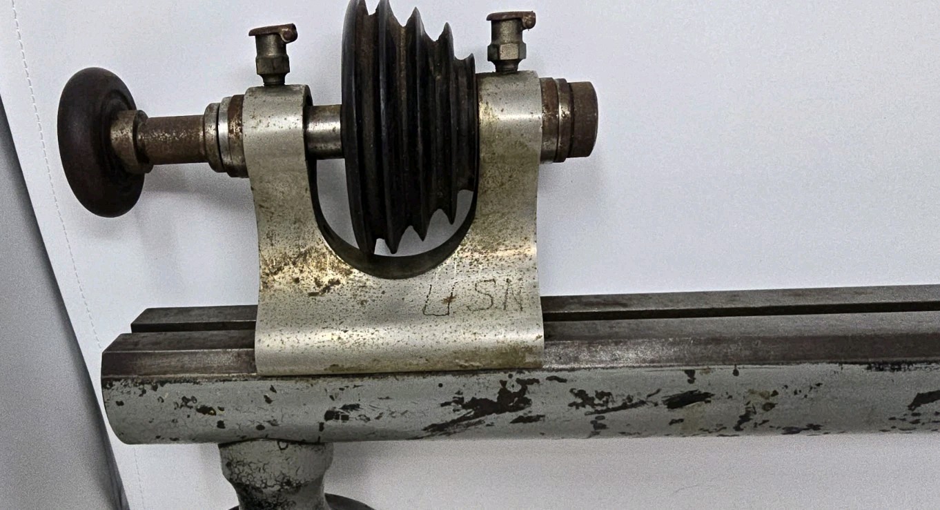 Vintage US Navy F.W. Derbyshire Electric Lathe Parts And Pieces Incomplete 10mm?