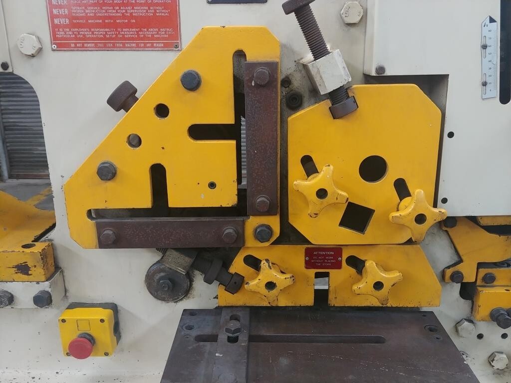 Geka Hydracrop 50 Ton Ironworker, Model HYD-50 w/Lot of punches & dies, notcher