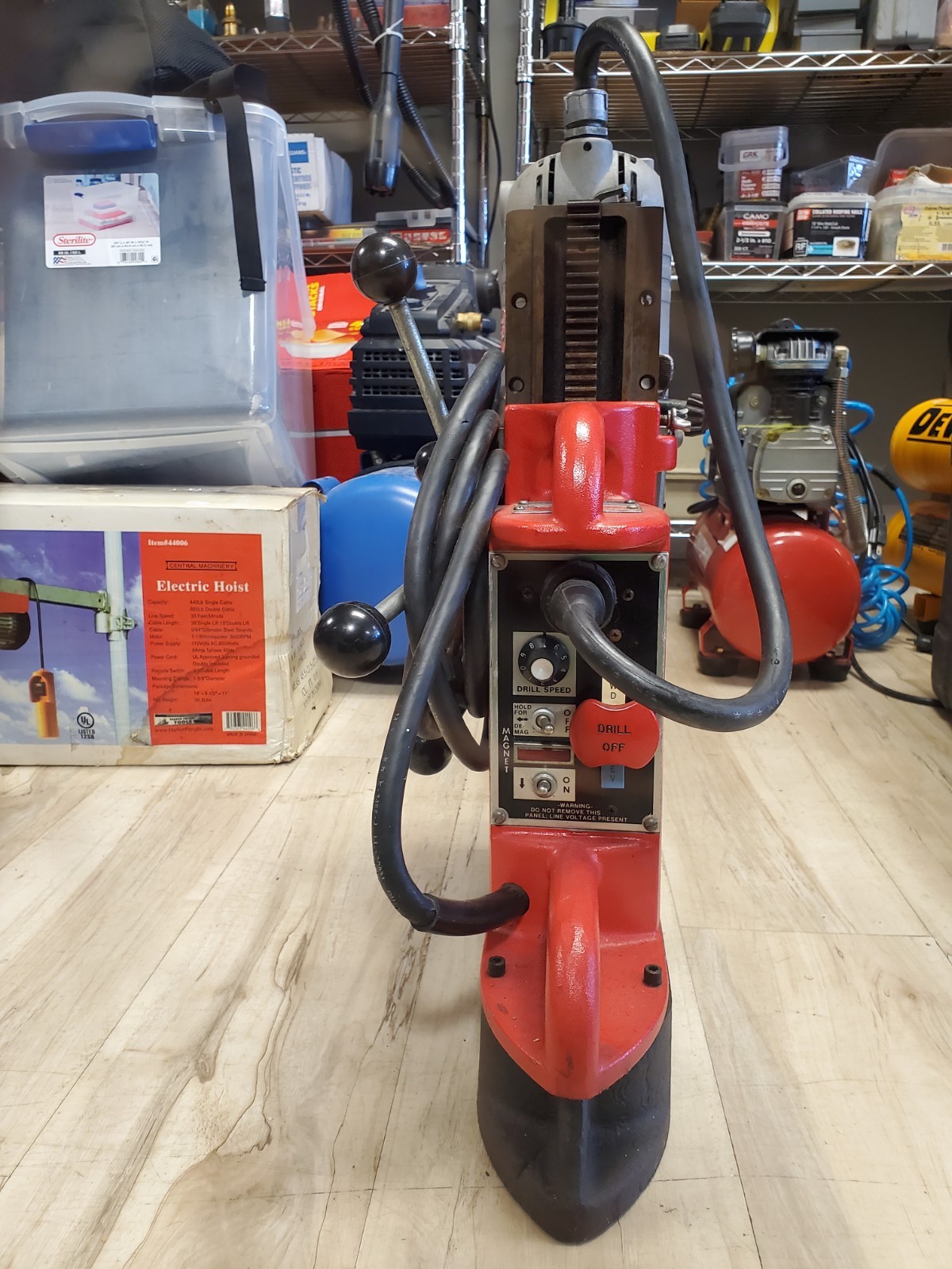 Milwaukee 4202 Heavy Duty Electromagnetic Drill Press 120V 12.5A