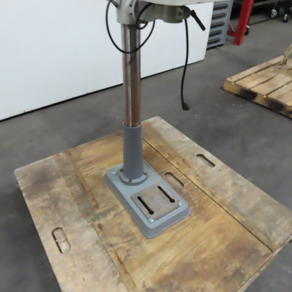 Wilton 2500 15″ Floor Mount Drill Press 3/4HP 1Ph 115/230V 11.5″x 11.5″ Table