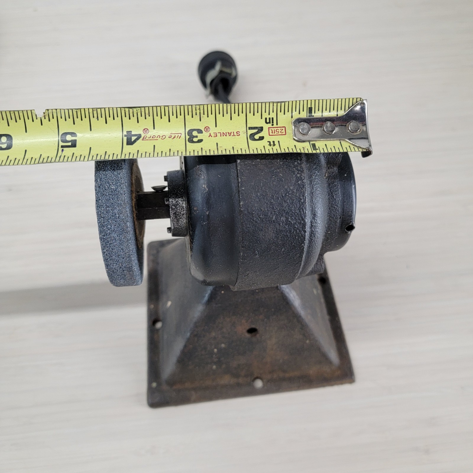 Vintage GE Bench Grinder Tool Sharpener 5KSP51EL551H Motor Works 115V USA