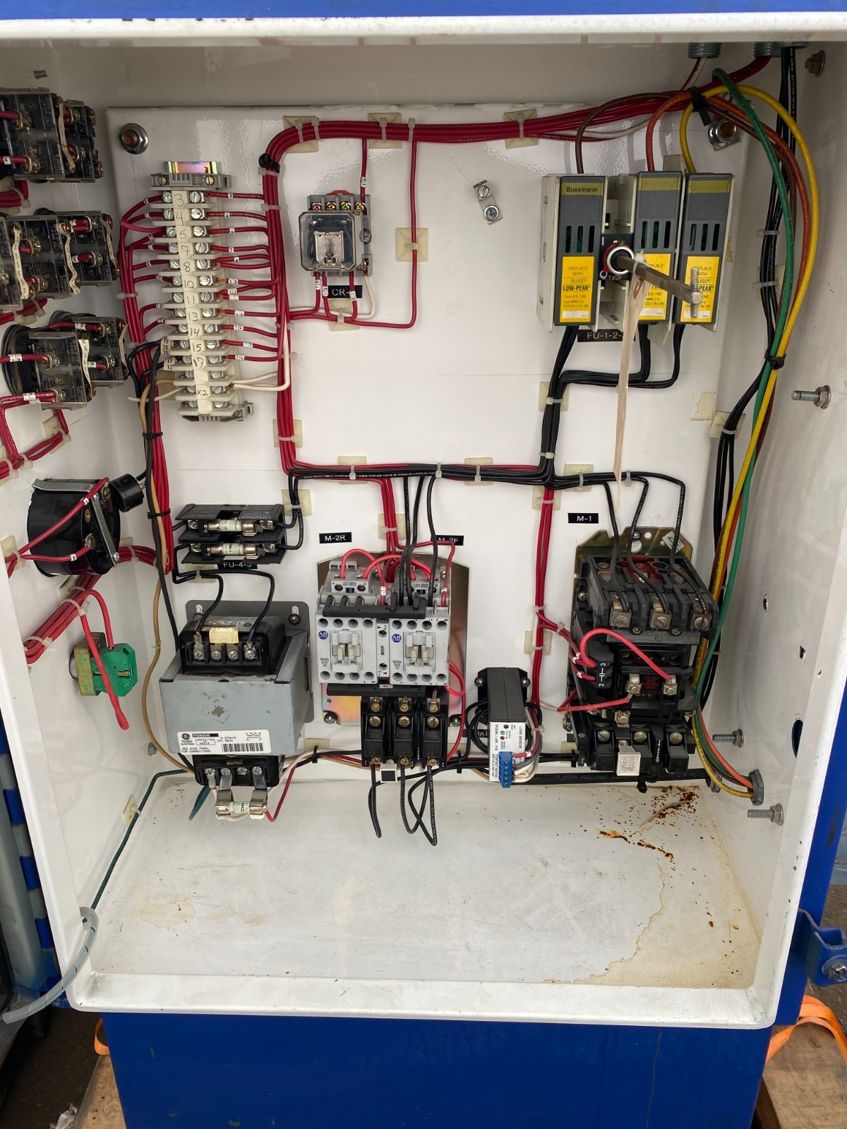 GOFF DISA 2-1/2AB BARREL BLAST MACHINE