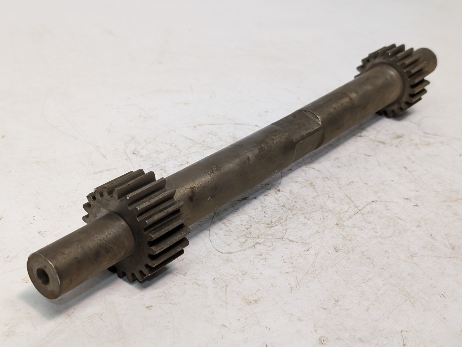 Unbranded Heavy-Duty Machine Drive Gear Shaft Assembly Component, Approx. 17″ L