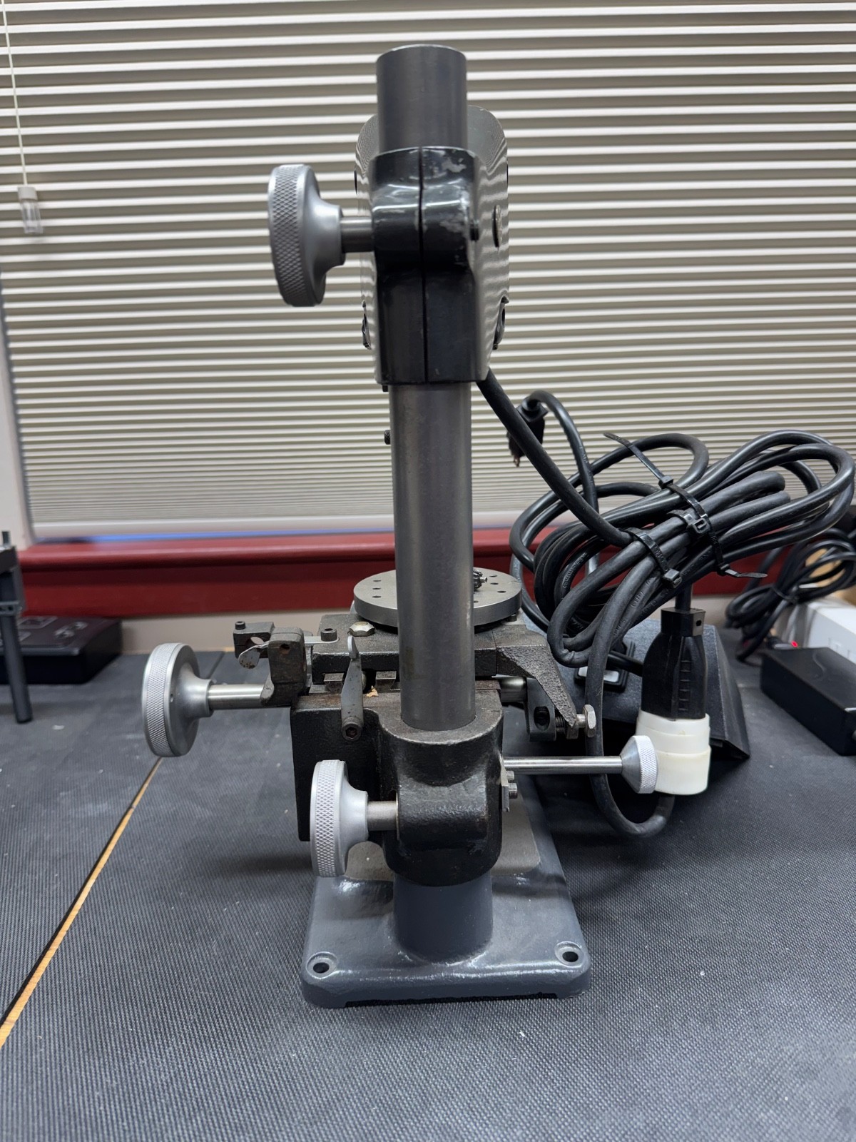 Dumore Sensitive Drill Press