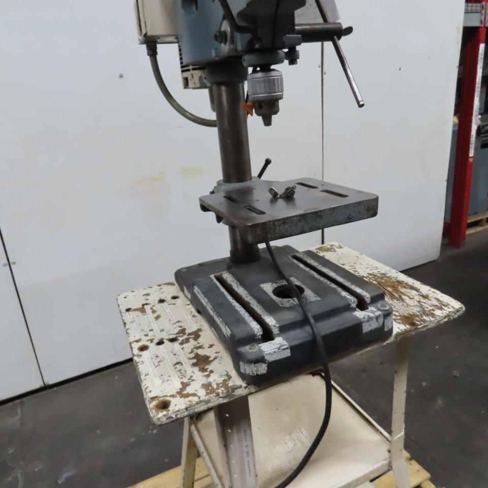 Delta 15-090 Model 15″ Drill Press 1/4HP 1Ph 115/230V 4-Speed 10.5″ x 10″ Table