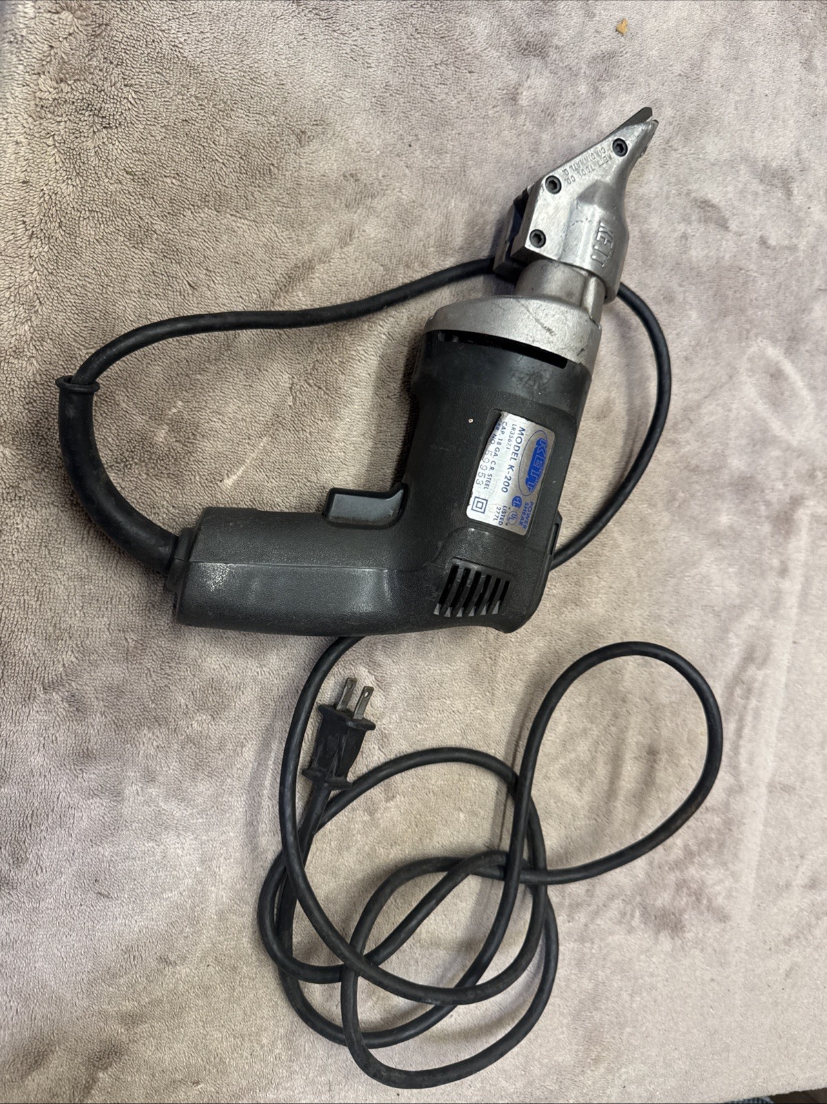 Kett Power Shear Model K-200 LR35671 Cuts 18 GA. C.R. Steel.