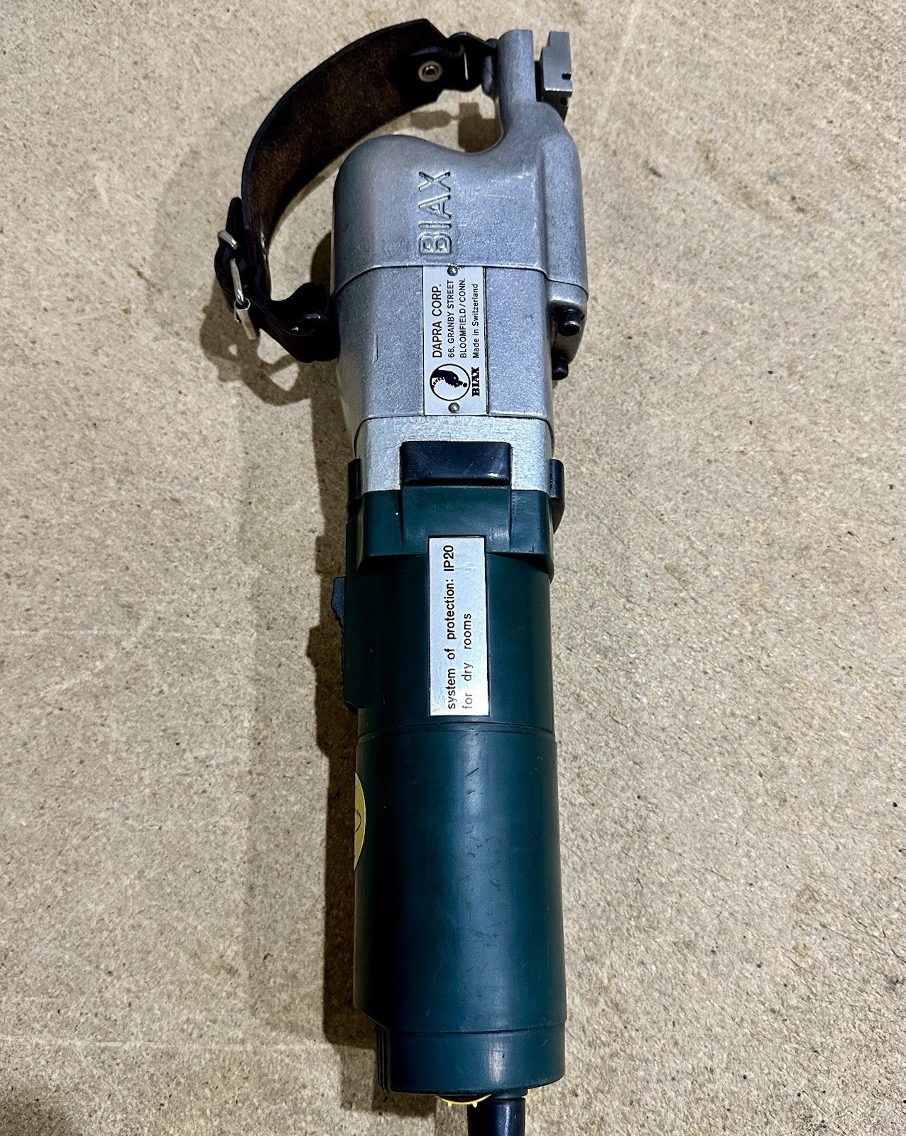 Dapra Biax HM-10 Variable Speed Half-Moon Pattern Scraper, 110V