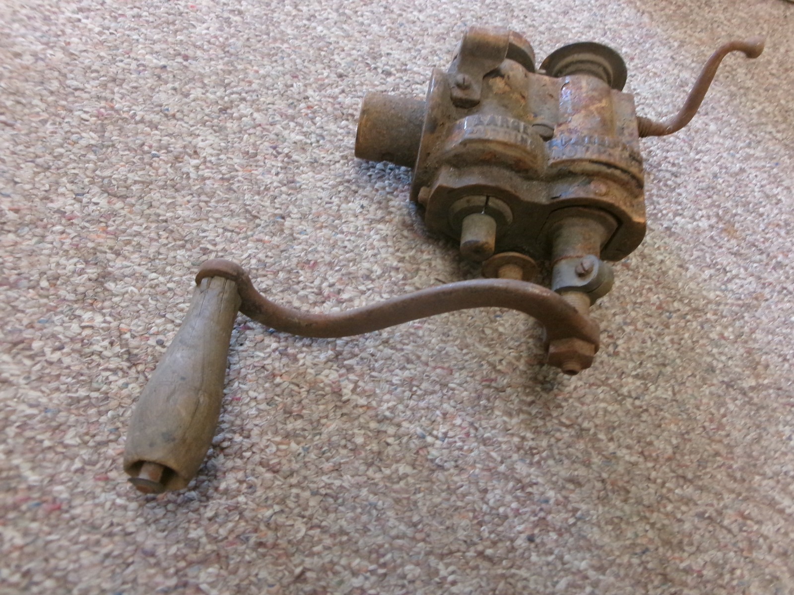1867 ANTIQUE PECK STOW & WILCOX CO. METAL WORKING TOOL LARGE BURRING HAND CRANK