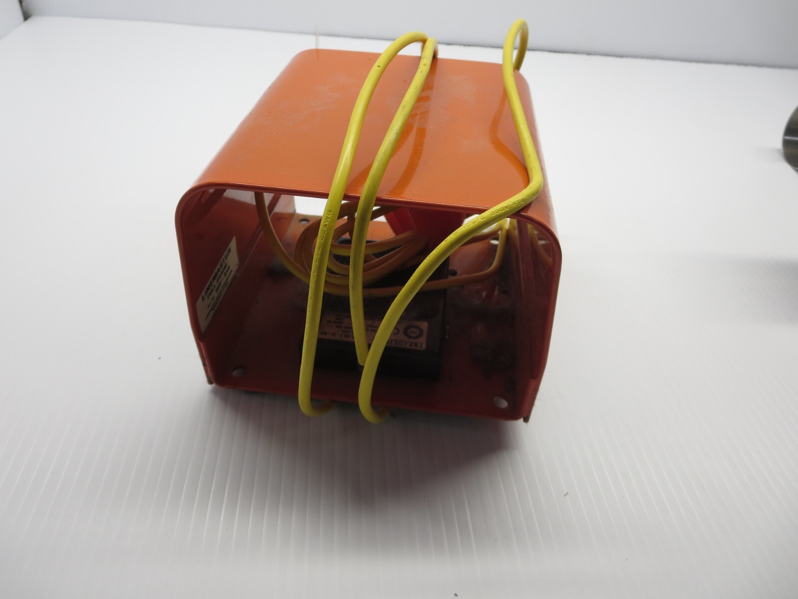 Molex 69002-5001 Punch Press 120V 60HZ 8A