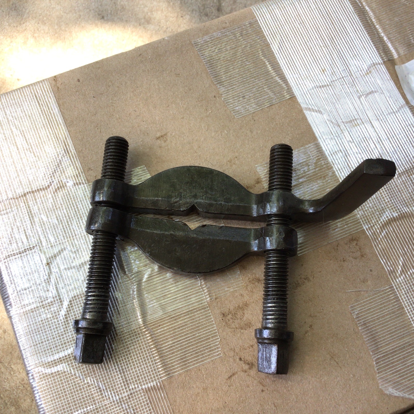 Clamp Gear Cutting, Lathe Dog, 3” Center To Center On Screws, Armstrong