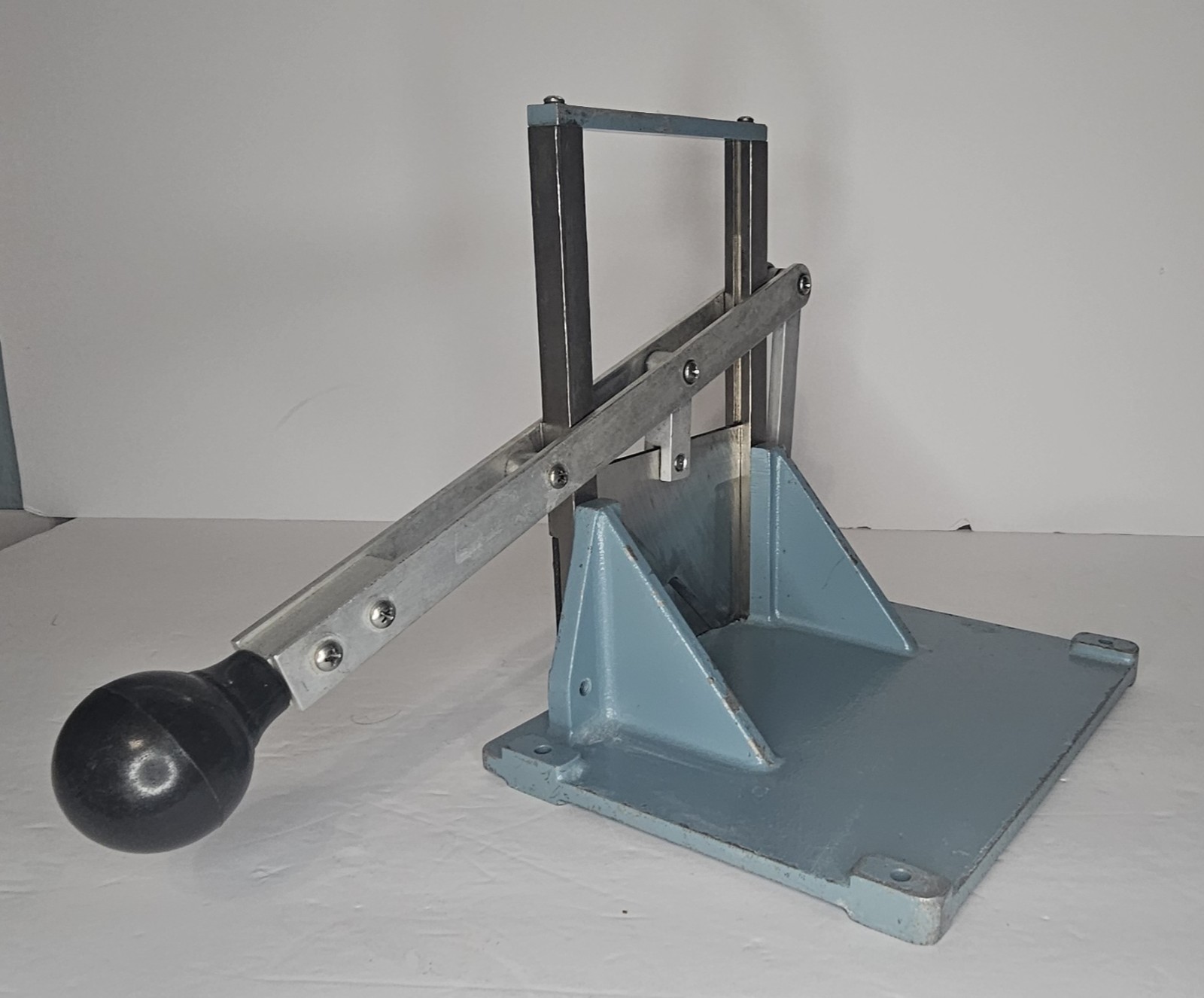 Vintage Manual Guillotine Shear Cutter Bench Top Metal Plastic Leather