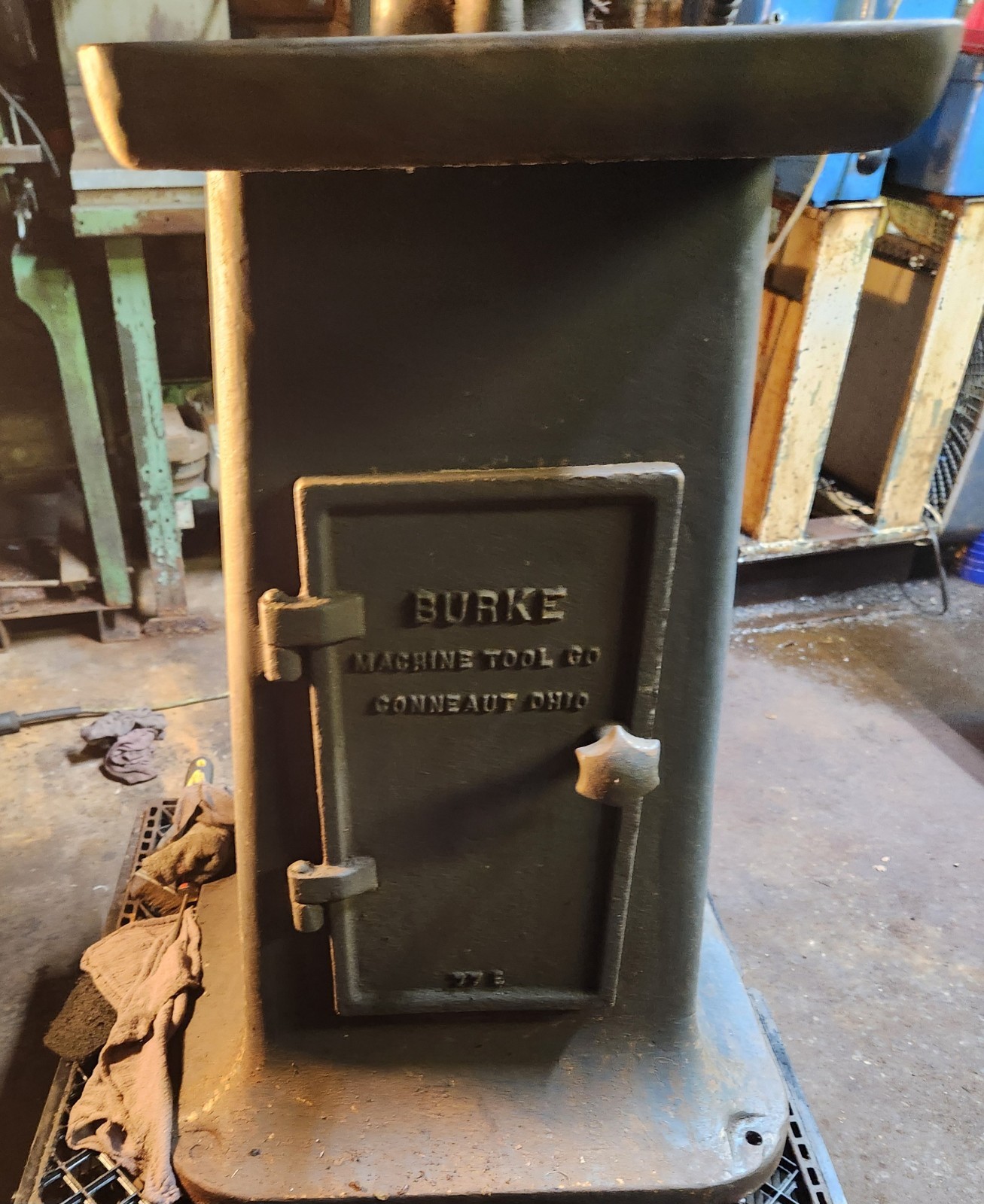 Burke No. 4 Horizontal Milling Machine 220V 3/4 HP Geared Lima Motor
