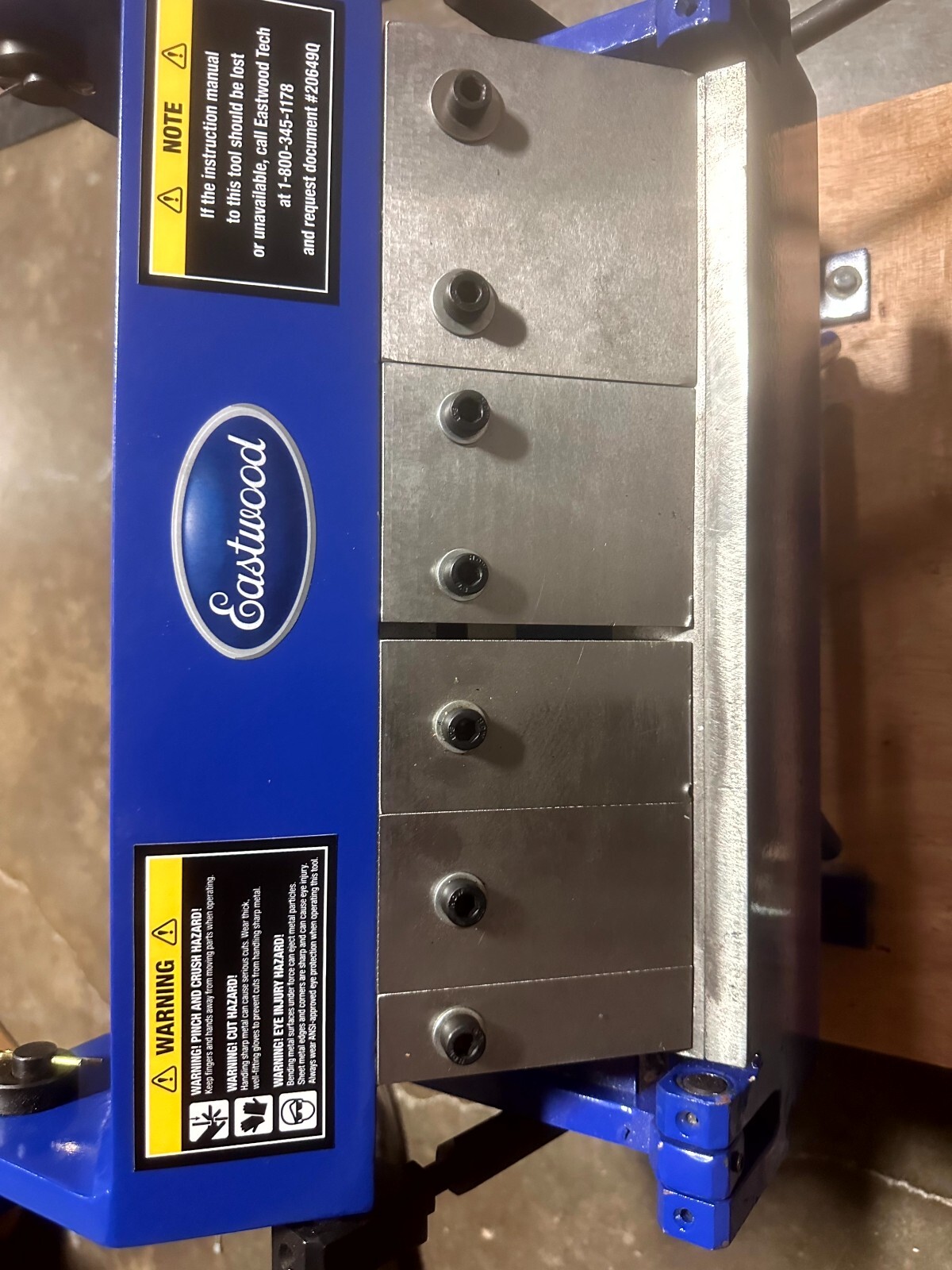 Eastwood 12 inch Box And Pan Sheet Metal Brake Tool, up to 135 Degree and 12”