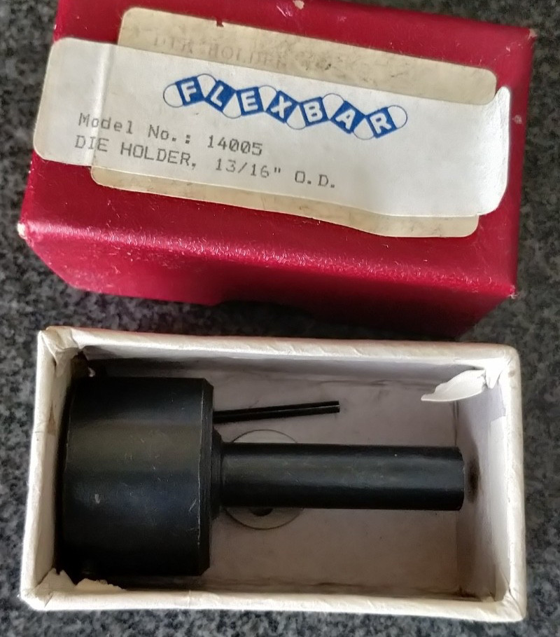 FLEXBAR DIE HOLDER FOR 13/16″ O.D. THREADING DIE , 1/2″ SHANK , NO. 14005