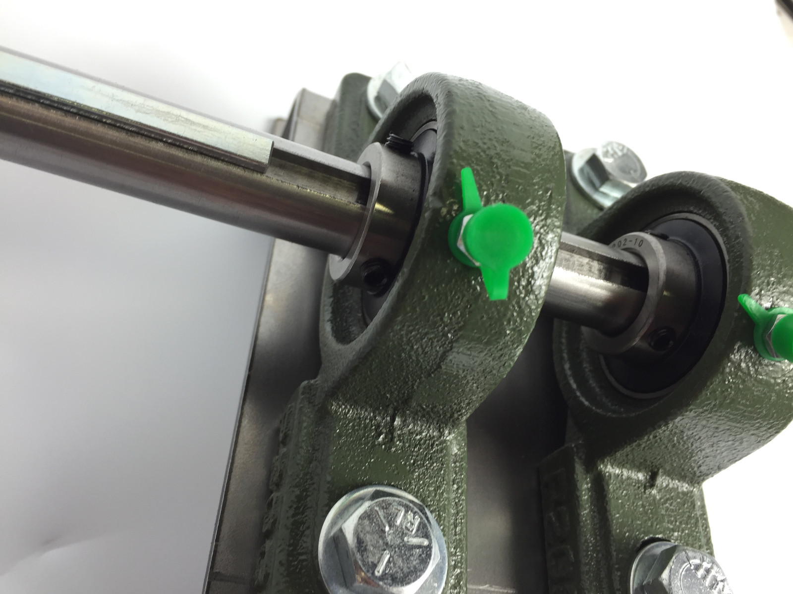 Belt grinder drive wheel bearing stand