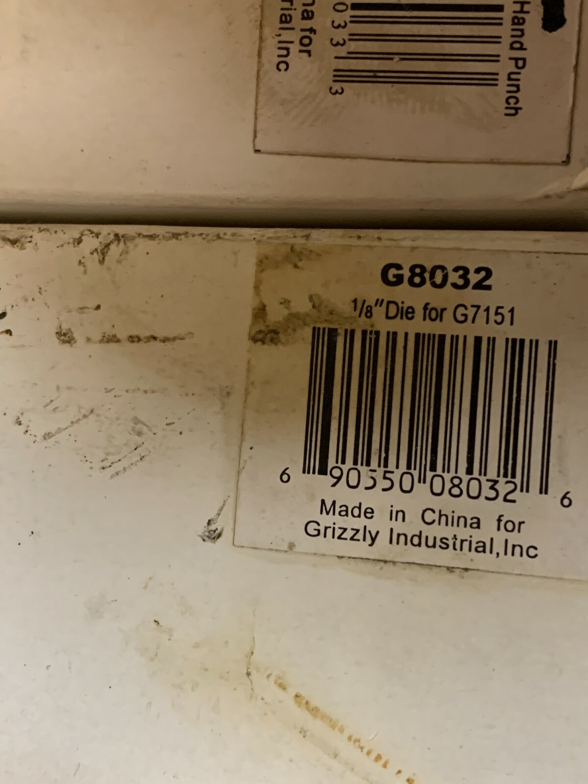 Grizzly T21321 Hand Puncher w/9 Punch/Die Sets – Capacity 3/16″ Mild Steel