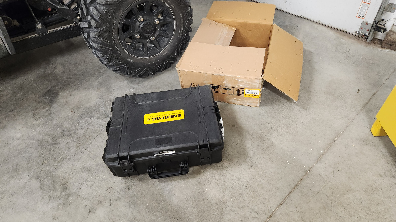 ENERPAC EFBE5017E 230V 29.8-Ton Flat Bar Electric Cutter 50x17mm. NEW IN BOX