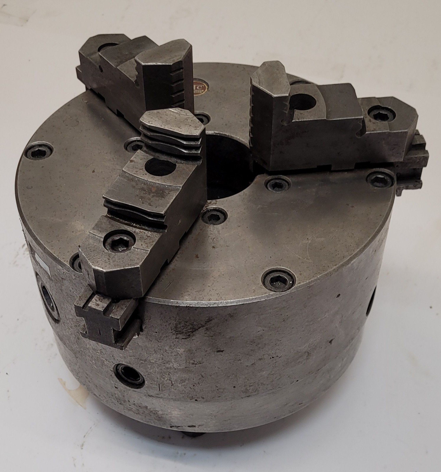 BTC 8″ Self-Centering Manual Lathe Chuck, 3 Jaw w/ D1-6 Mount