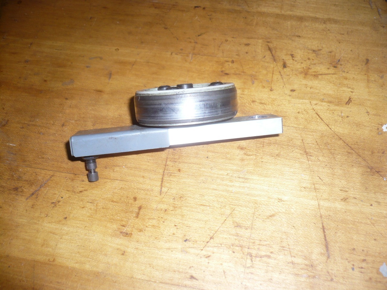 Brother HS-3100 tension wheel, fits HS-70A, HS-50A, HS-3600, HS-5100
