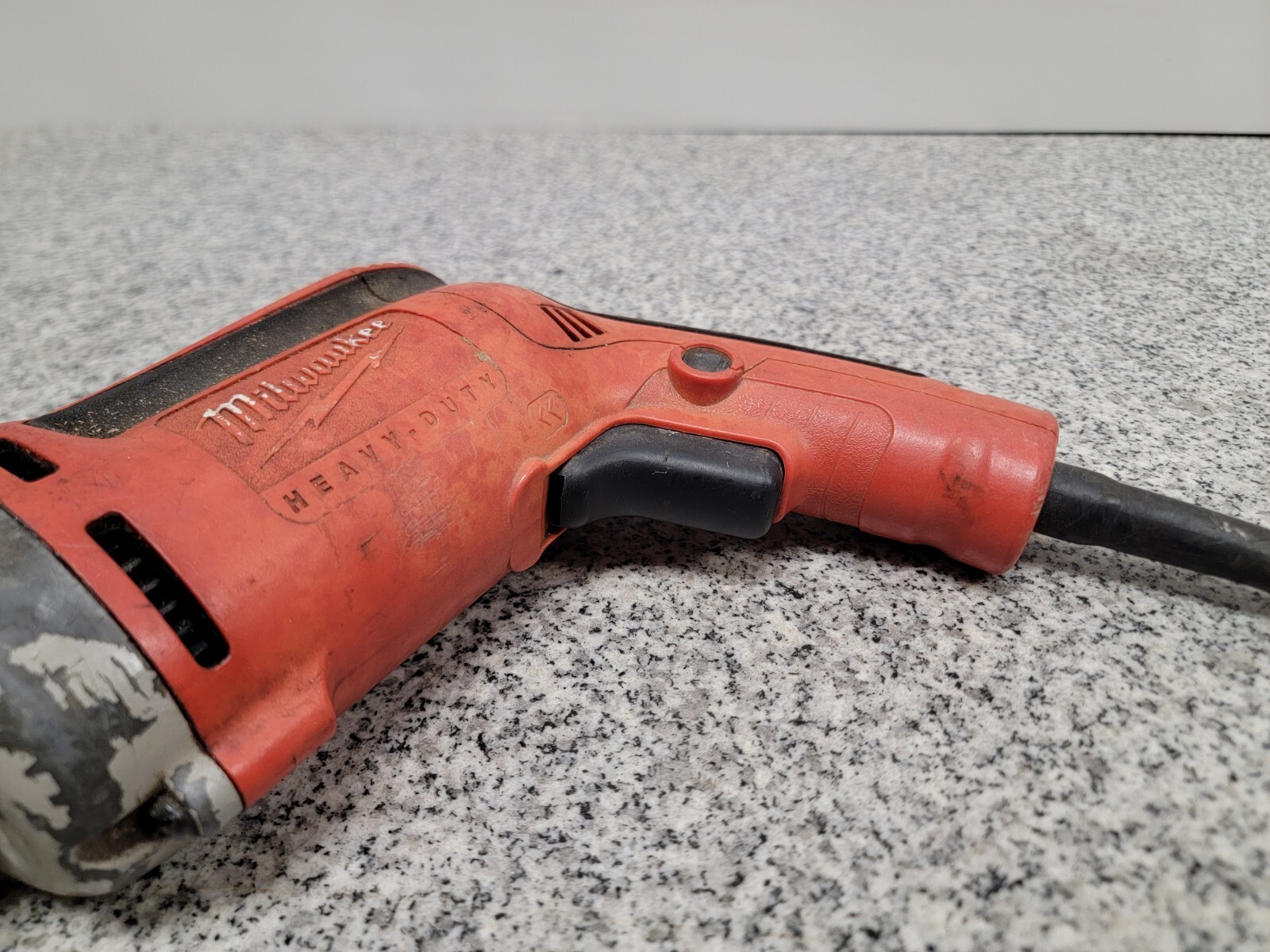 Milwaukee 6852-20 18-Gauge Metal Shear Corded 120V 6.8A 0-2500 USA