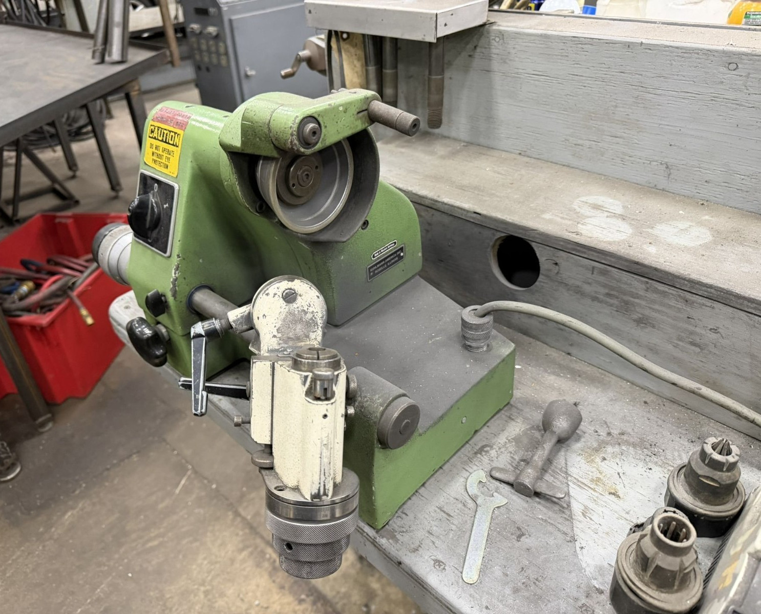 Kuhlmann Model SU2 Tool and Cutter Grinder, 120V, Bench Mount