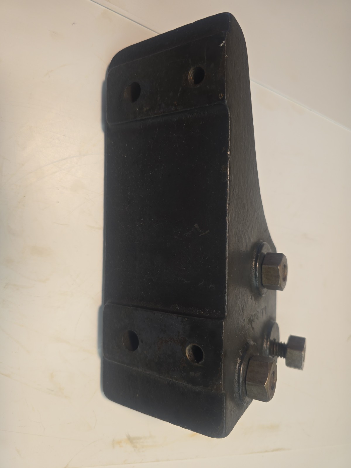 LOGAN METAL LATHE LA326 COUNTERSHAFT LEG MOUNT BRACKET CASTING
