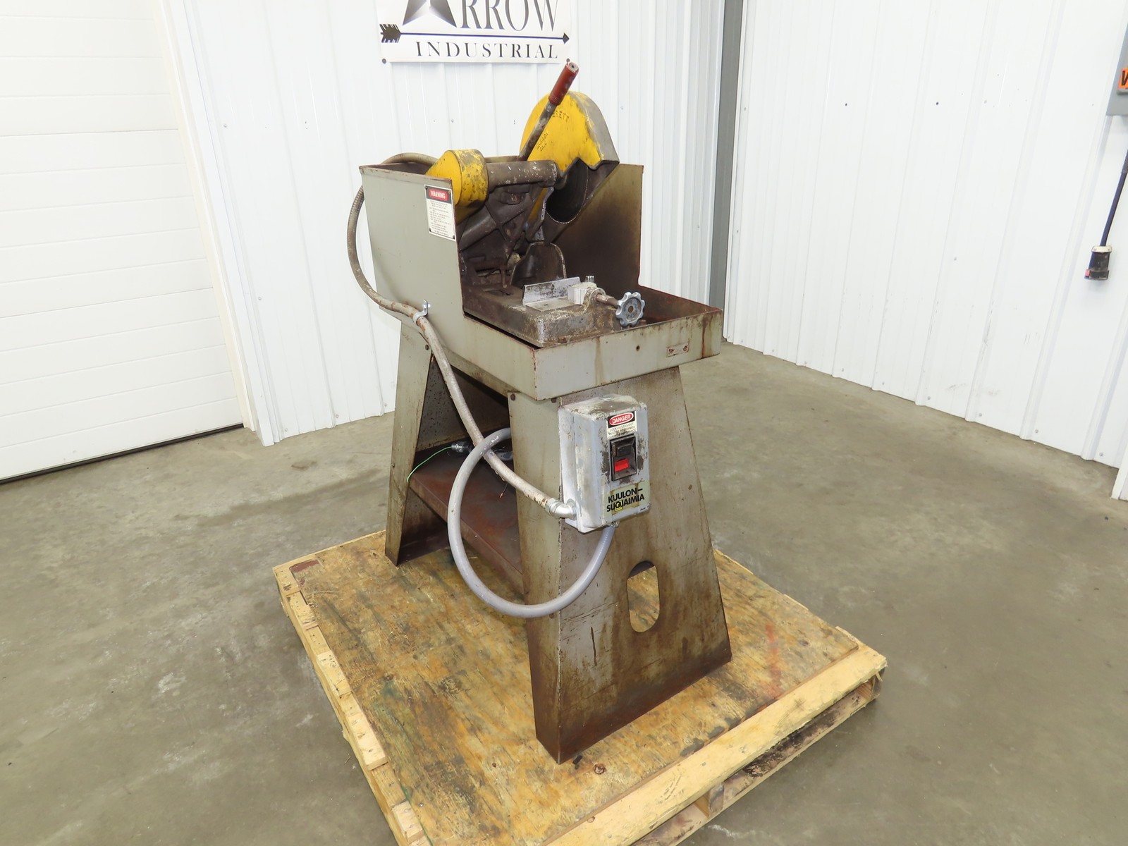 Everett Model 10 Cut Off Abrasive Metal Saw 10″ Blade 3Hp 3450 RPM 230/460V
