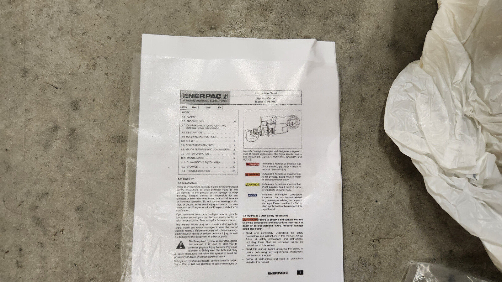 ENERPAC EFBE5017E 230V 29.8-Ton Flat Bar Electric Cutter 50x17mm. NEW IN BOX