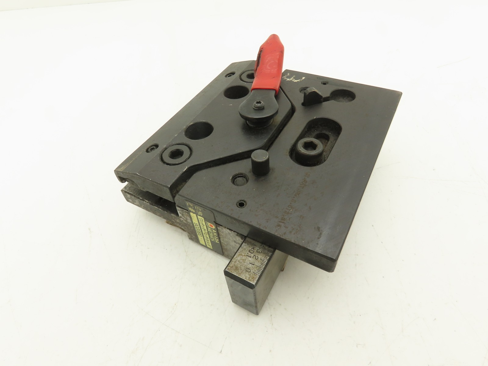 902000 Brake Press Tool Die Holder Clamp With Two Holders 1/2″ Tang