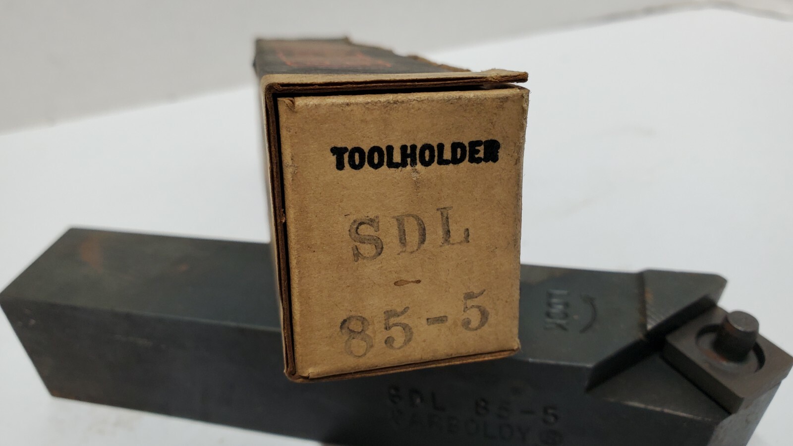CARBOLOY CARB-O-LOCK SDL 85-5 TOOL HOLDER WITH CARBIDE INSERT, TURNING, LATHE