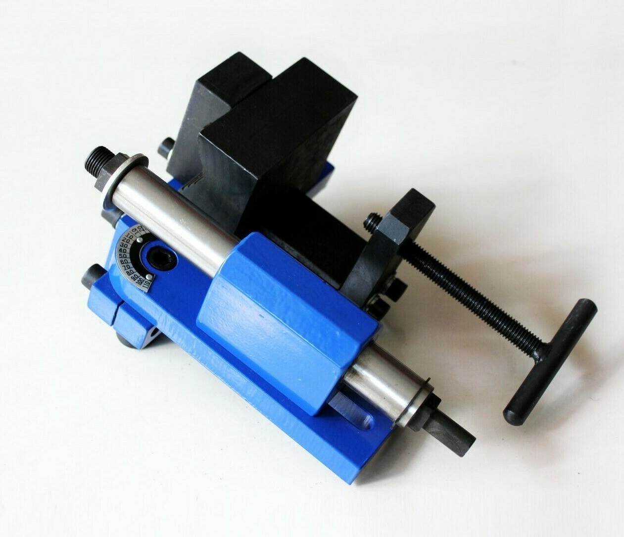 Heavy-duty 2-1/2 in. Pipe and Tube Notcher,Hole Saw