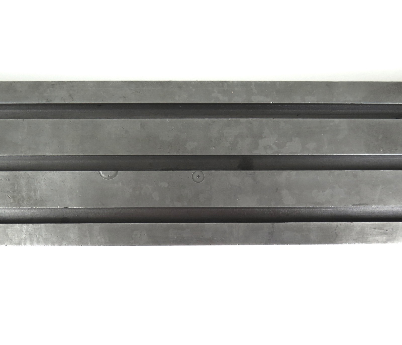 Clausing 8520 / 8525 Milling Machine Table Casting 829-009 (Inv. #2)