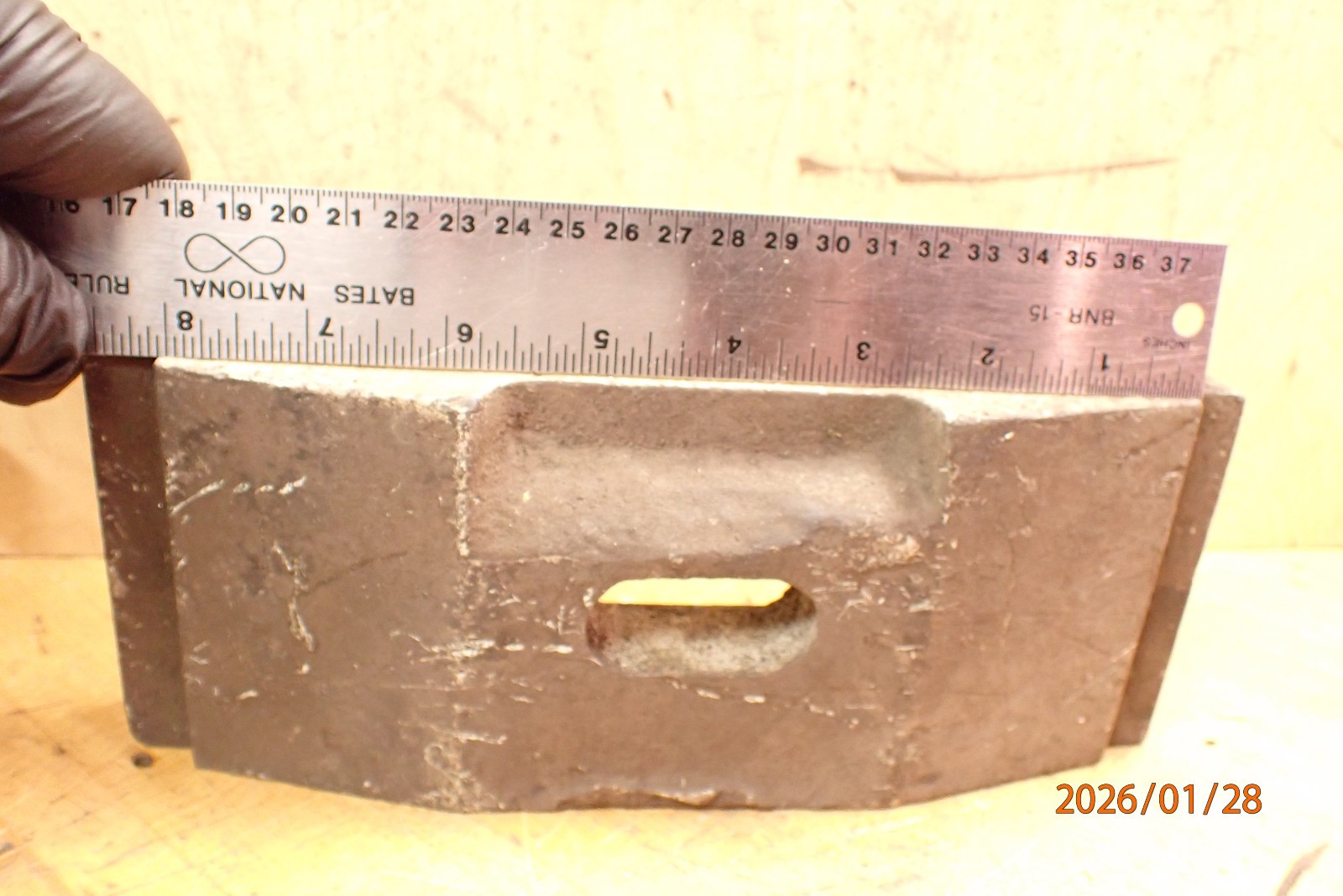 OLDER IRON CLAMP CASTING METAL LATHE PART POSSIBLE CLAUSING PART