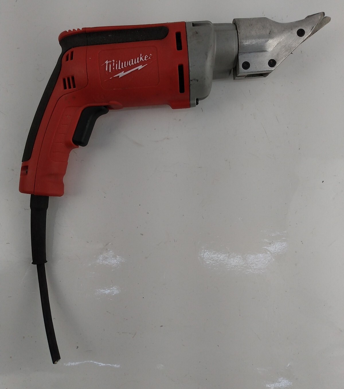 Milwaukee 6852-20 BROKEN Corded 18-Gauge Sheet Metal Shear 6.8 Amp Motor BROKEN