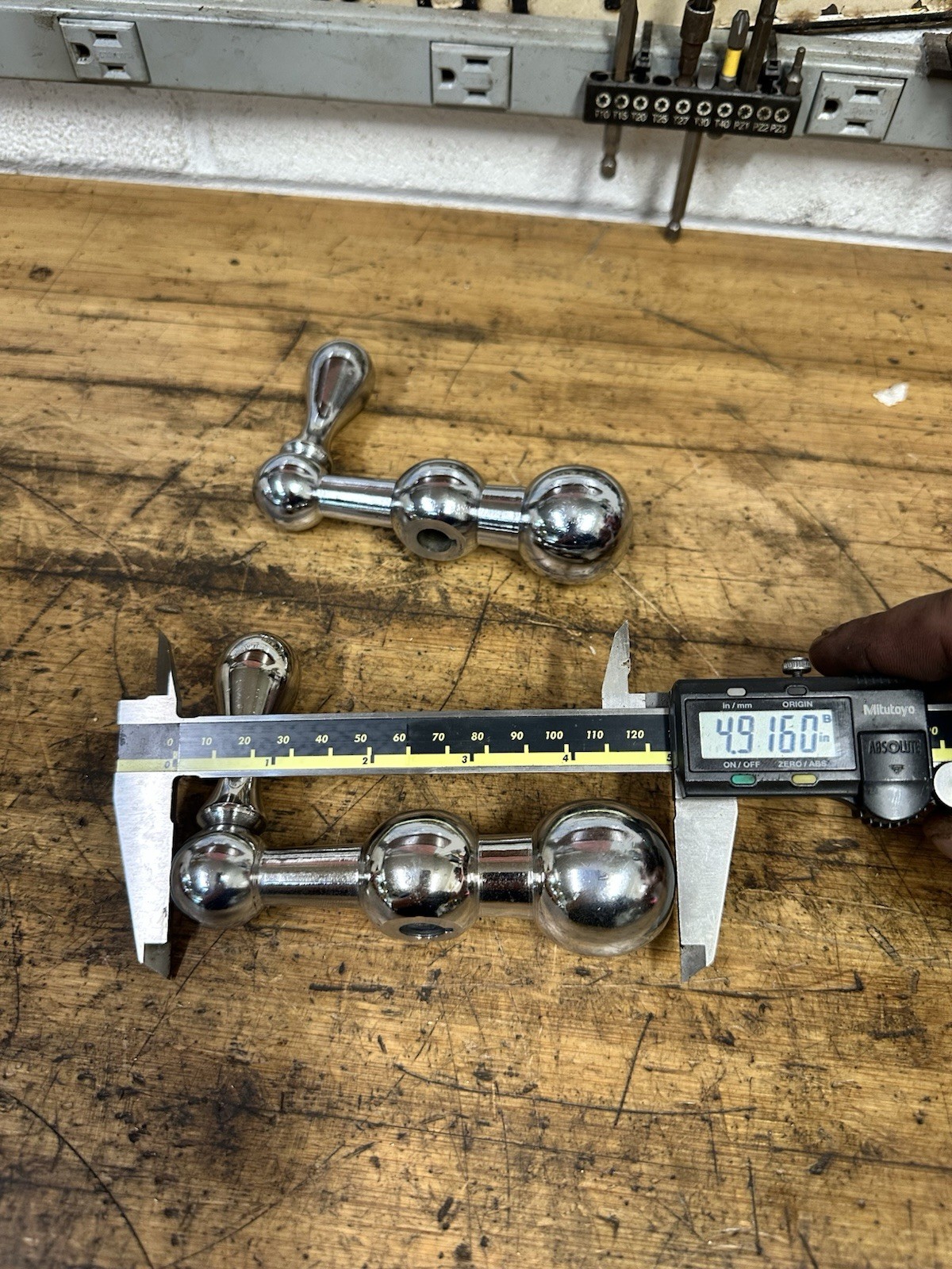 Clausing 8520 / 8525 Milling Machine Ball Crank Handle 054-001 – QTY 2 Available
