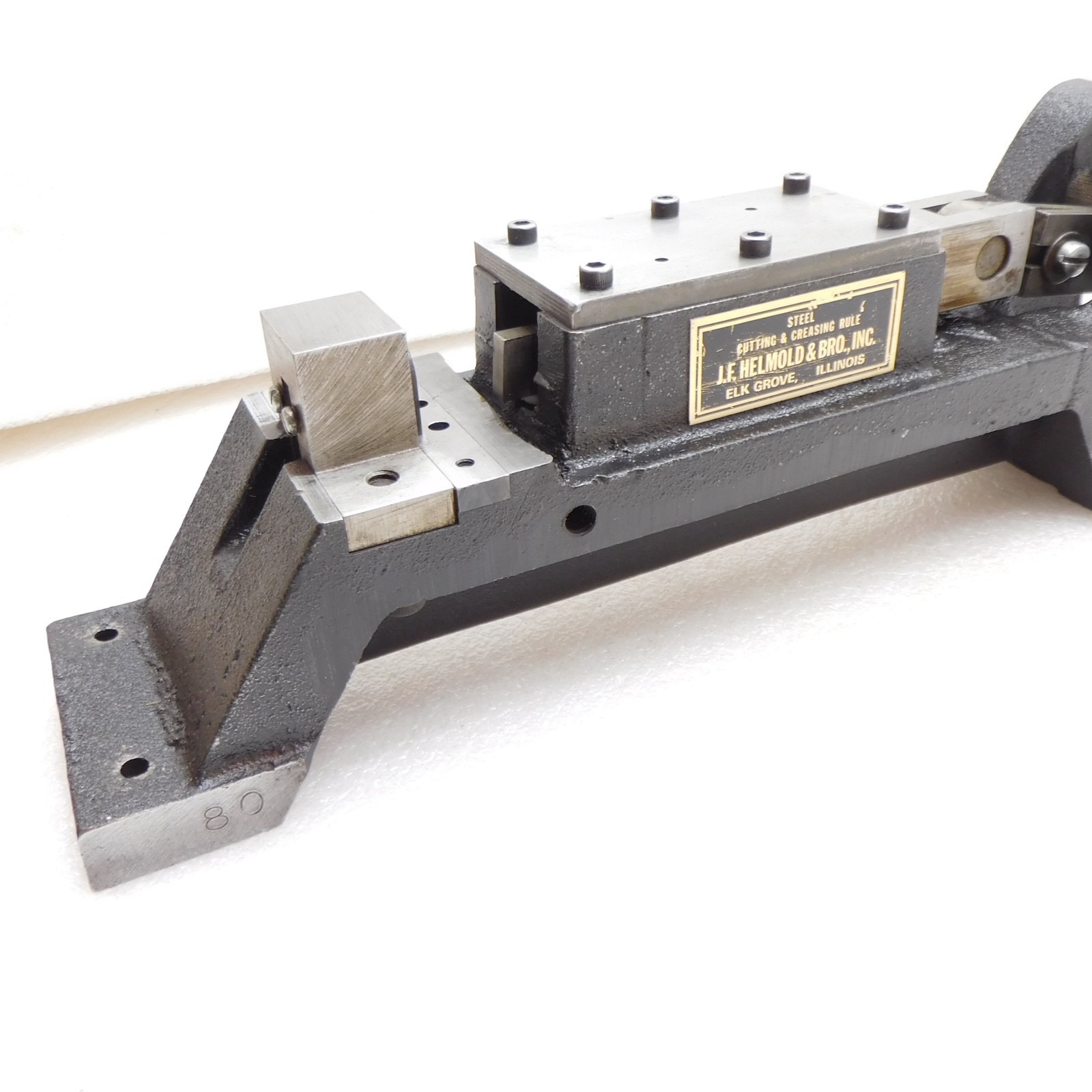 Helmold steel cutting and creasing rule notcher shear metal working machine tool