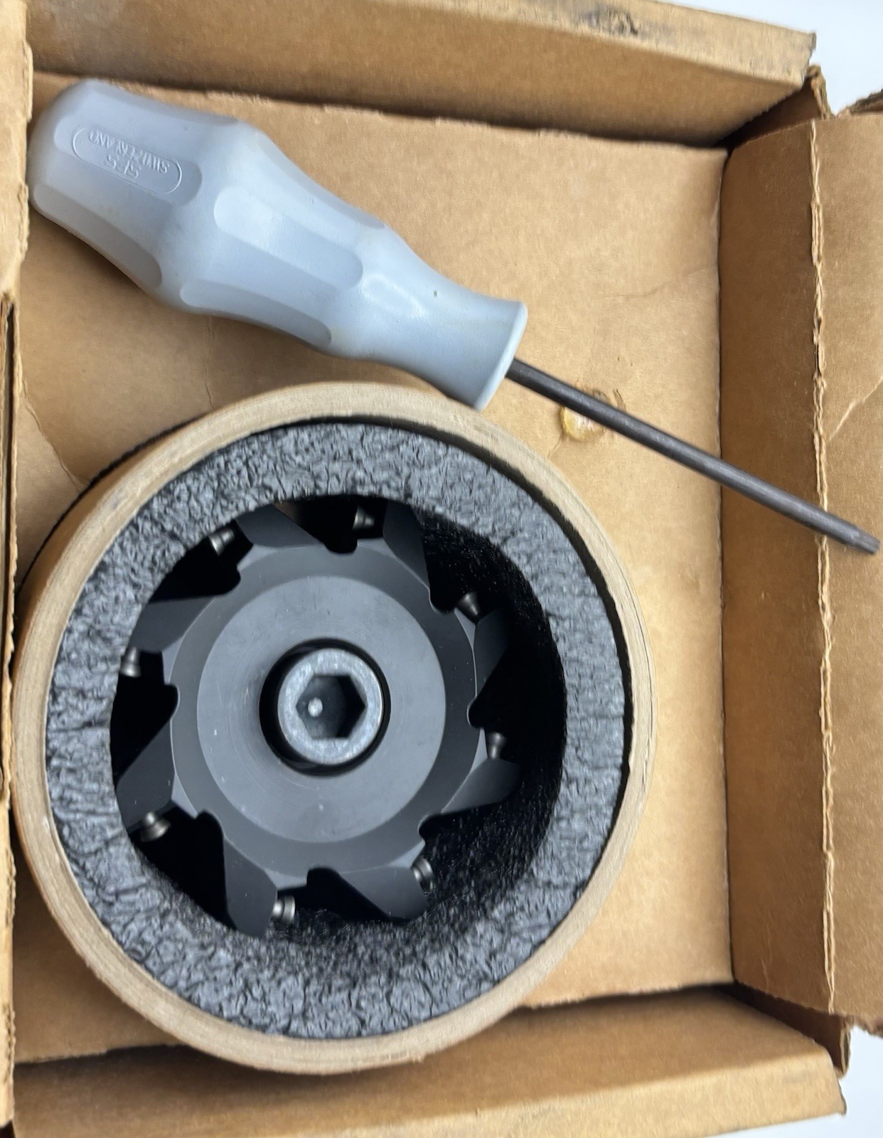 Kennemetal C7792VXE16-A4.0Z8R 4″ High-Feed Shell Mill