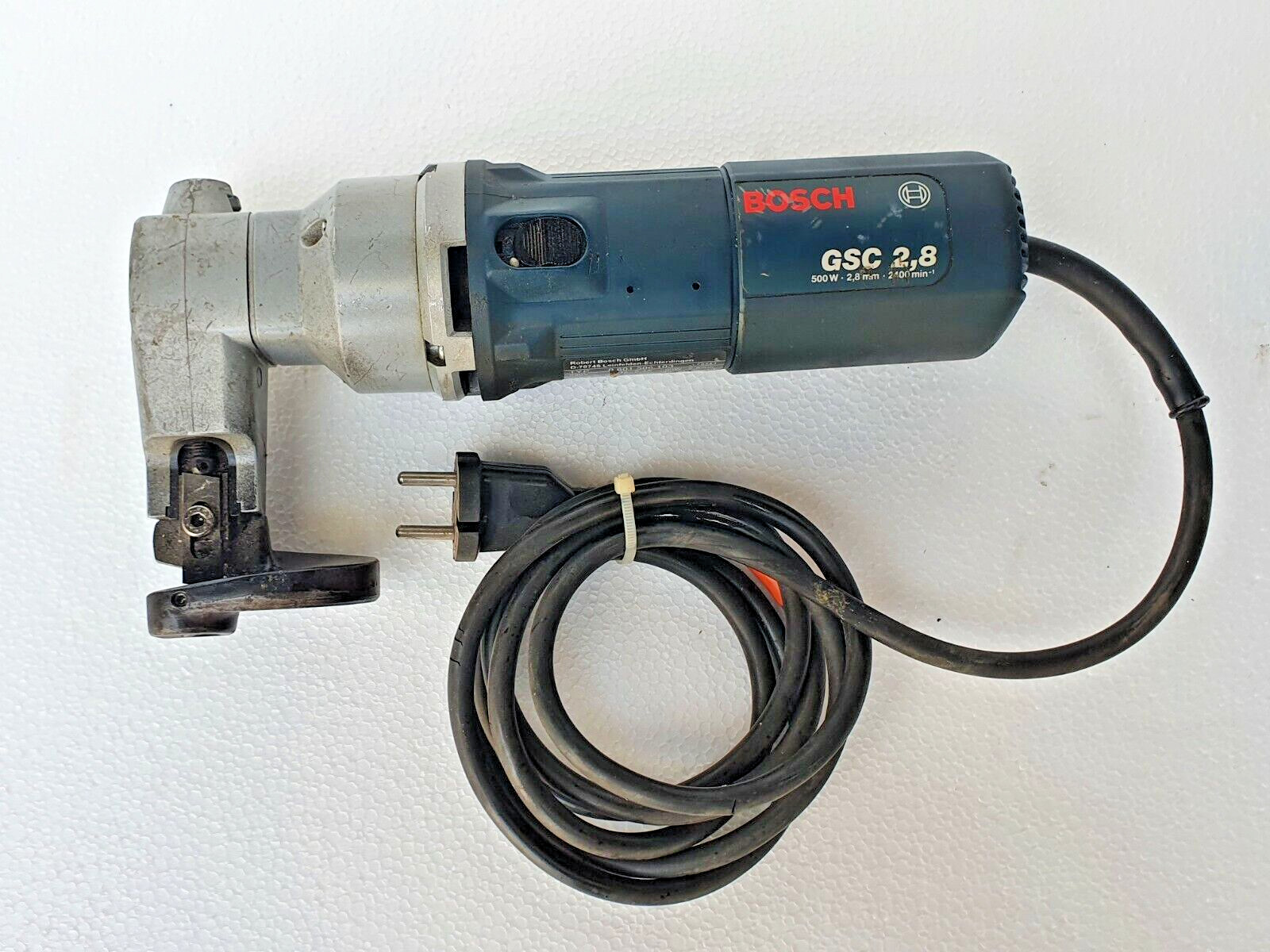BOSCH GSC 2,8 Metal Shear 2.8 mm , 230 Volts, 500W, Professional
