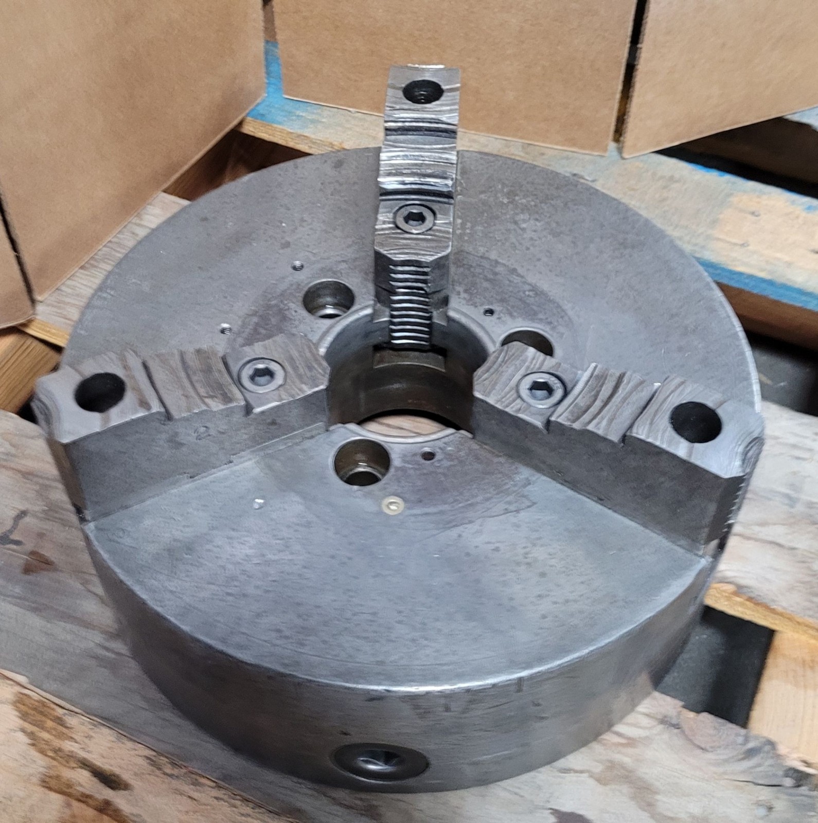 Precise Lathe Chuck 12” – 3 Jaw