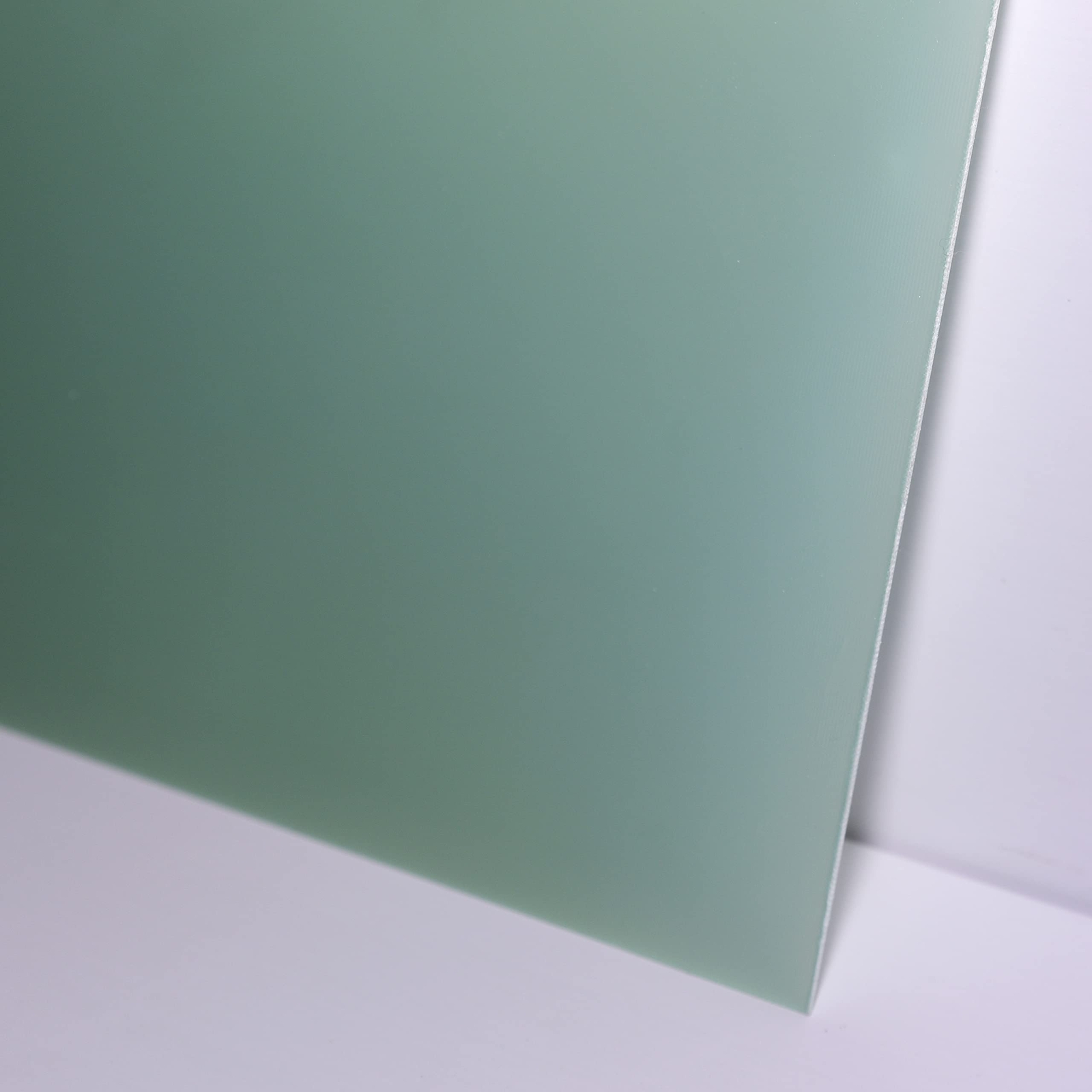 FR4 Epoxy-Glass Fiber Insulation Plate – 235x235x1.5mm Green 235×235×1