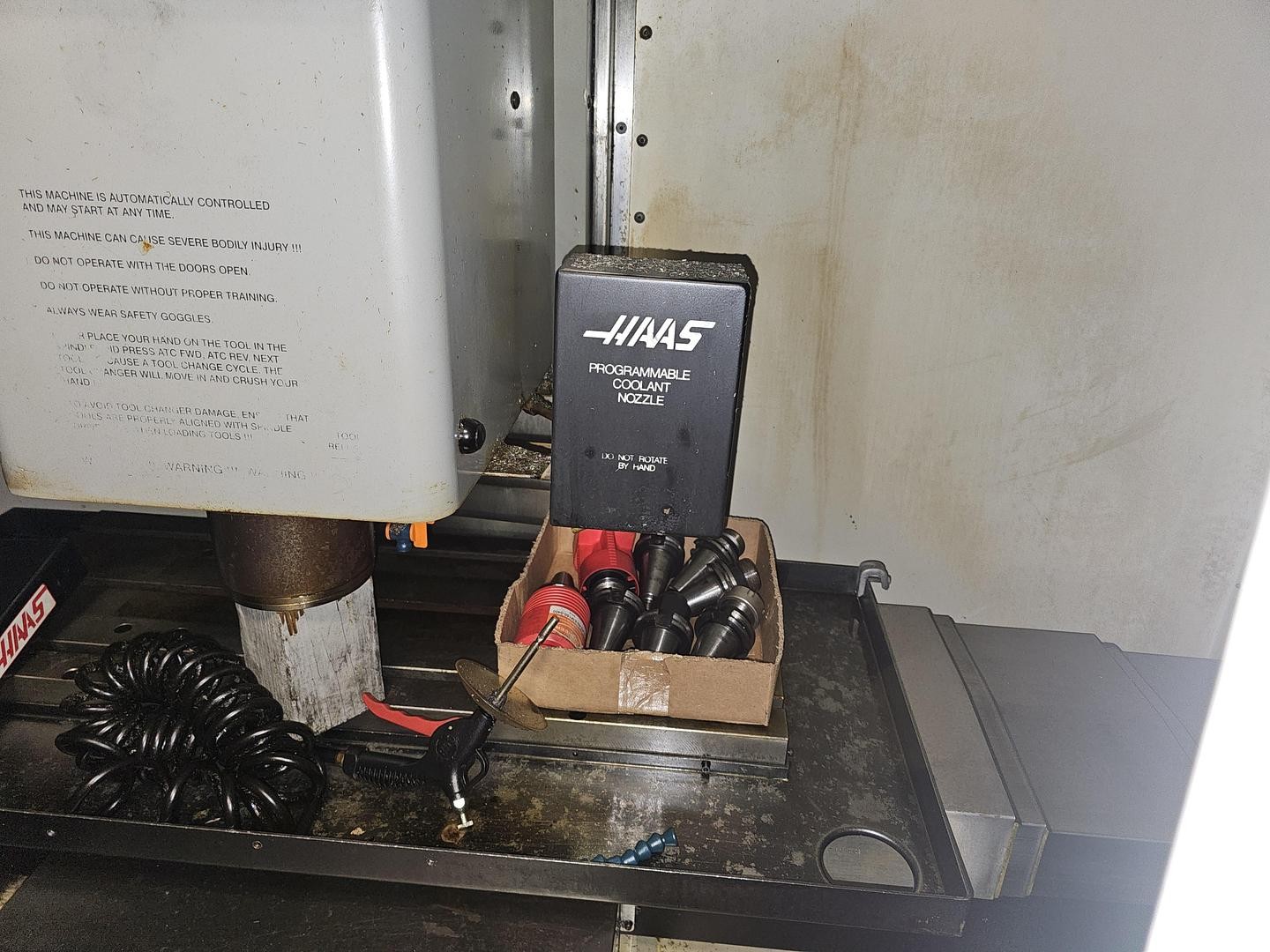 2001 Haas VF-2B CAT 40 CNC Vertical Machining Center