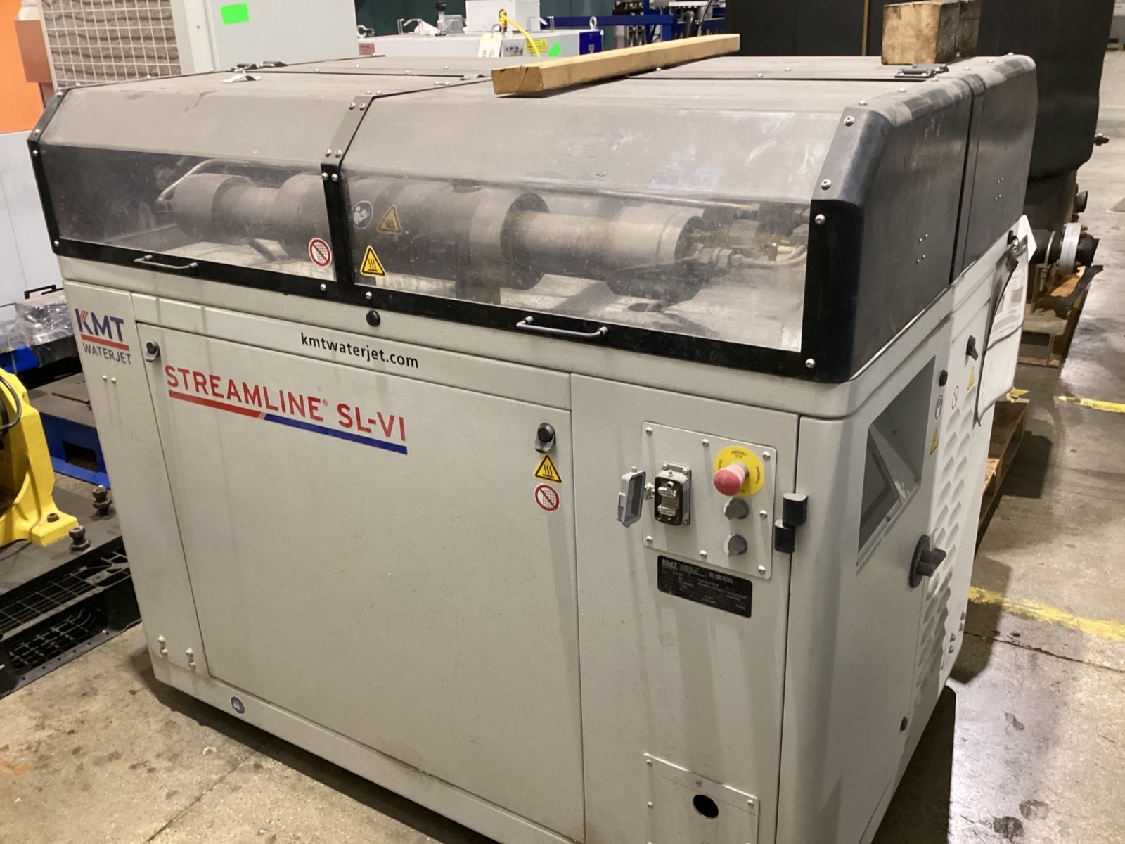 AKS CUTTING SYSTEMS WKX3S-612 Waterjet Cutter w/ KMT SLVI 50R Intensifier Pum…