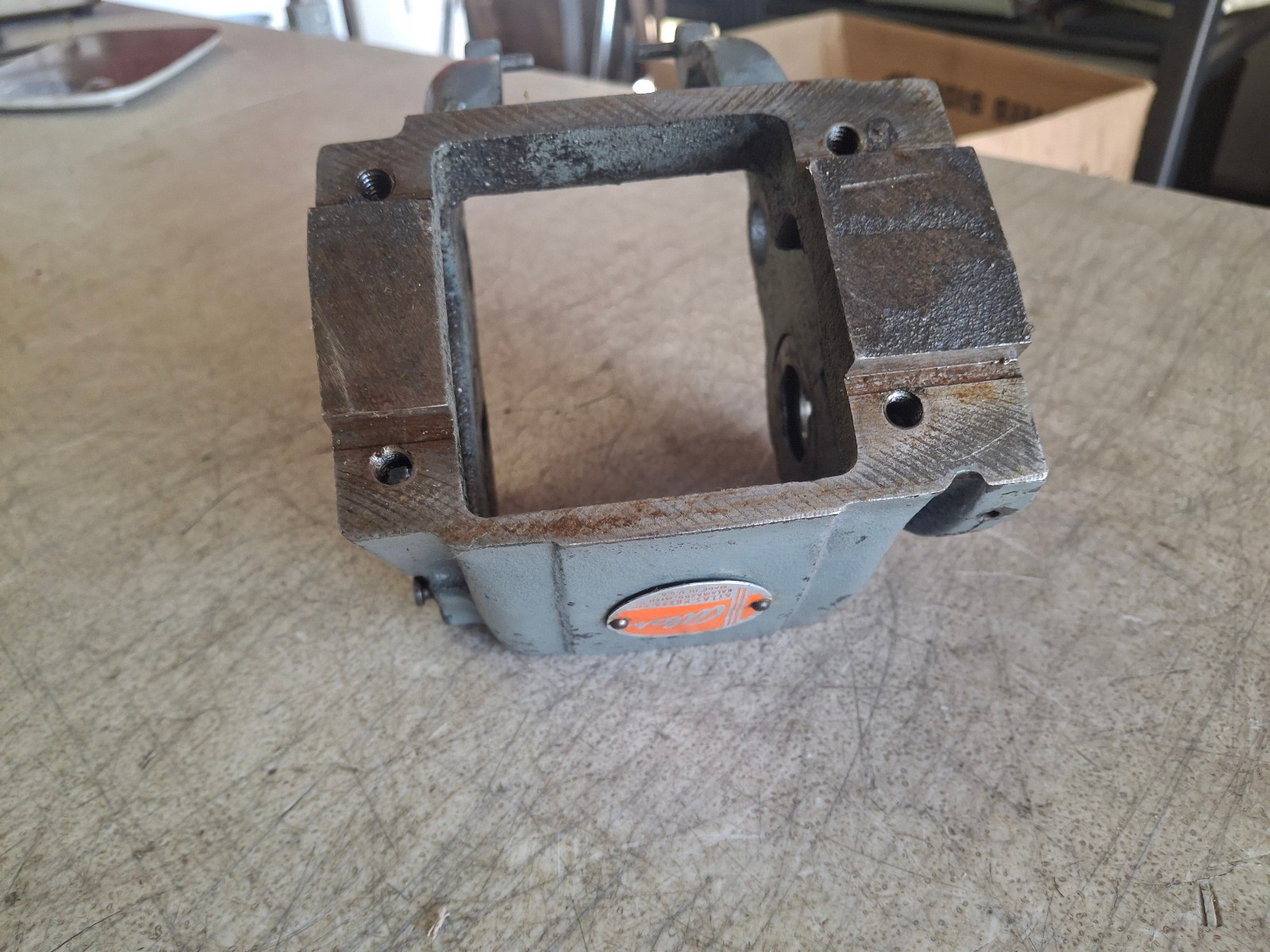 Vintage Atlas Craftsman 618 6″ Lathe Headstock M6-2 Casting Housing