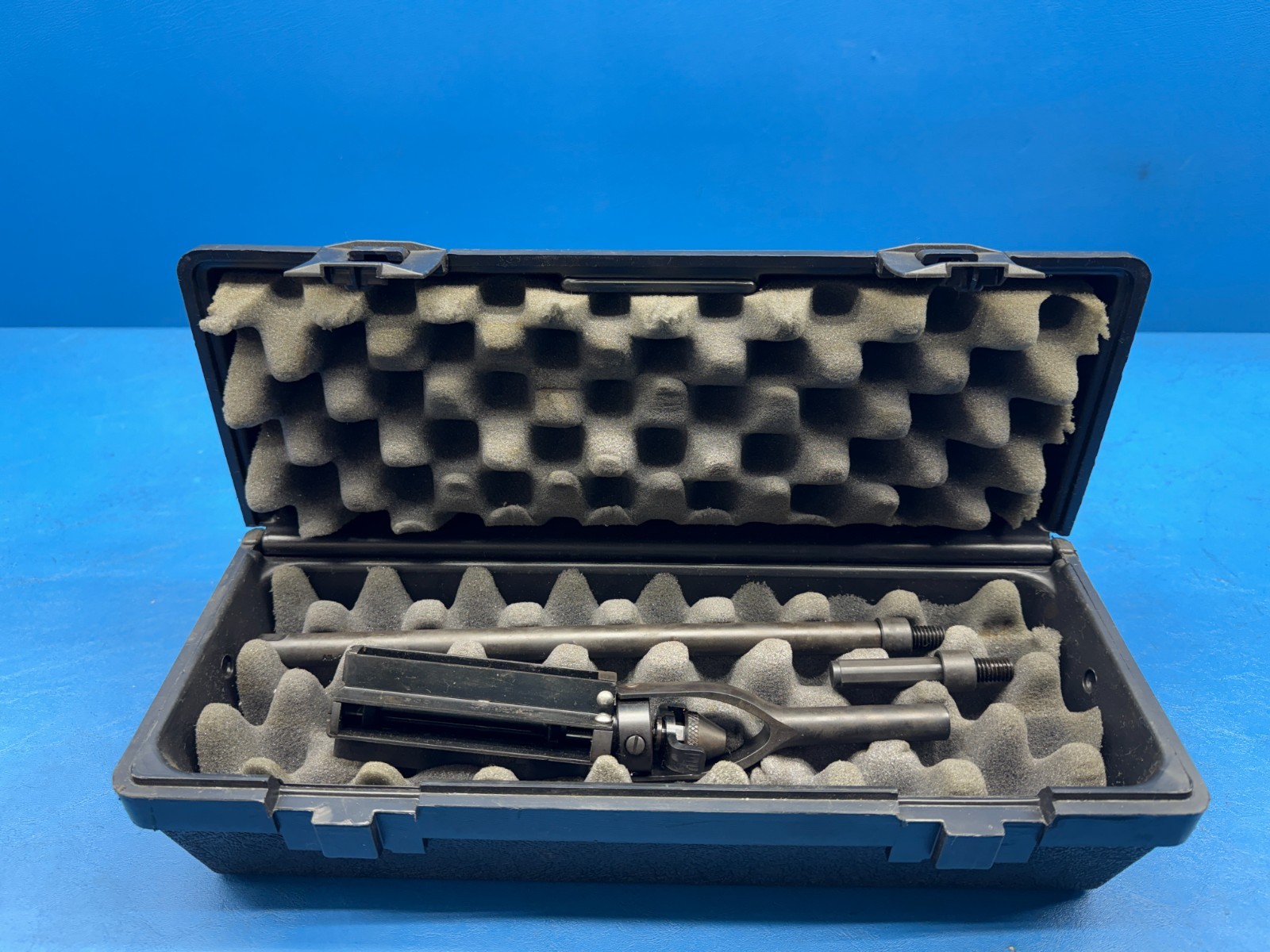 Sunnen JN-95 Junior Portable Cylinder Hone Kit with Carrying Case