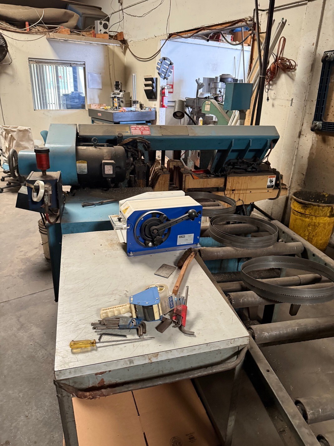 CNC Bandsaws Fully Automatic and Manual Mill and Bandsaw.