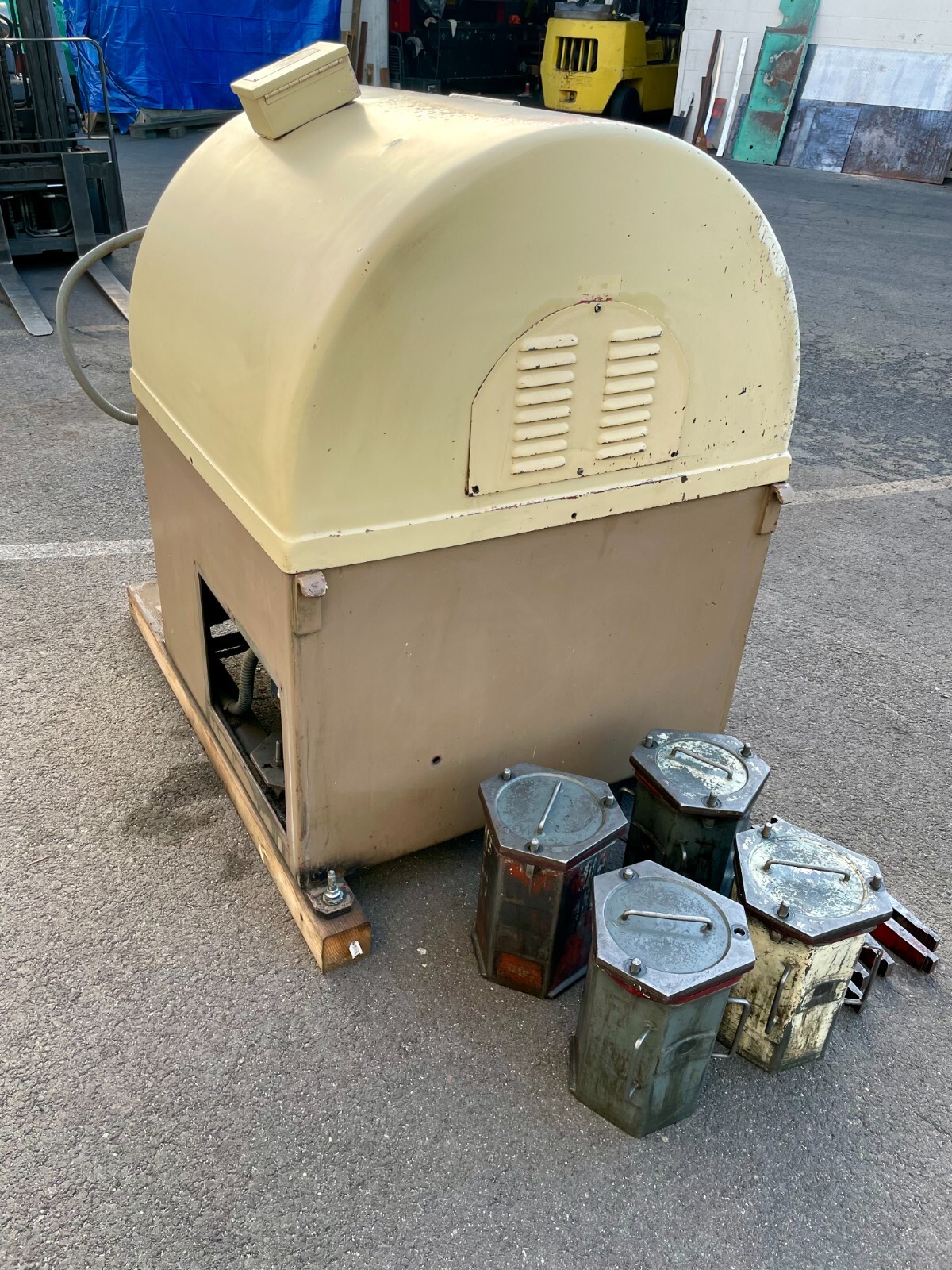 Timesaver HZ-30 Rotary Tumbler Deburring Machine 4 Bin Variable Speed