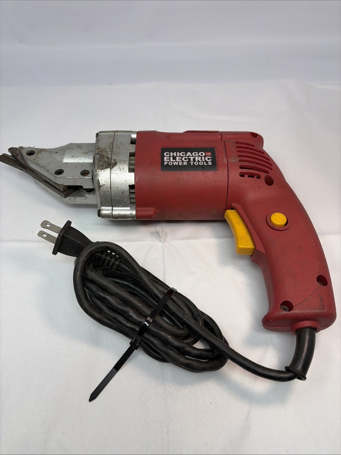 chicago Electric 14 gauge Swivel Head Shear Variable Speed 4 Amp Heavy Duty