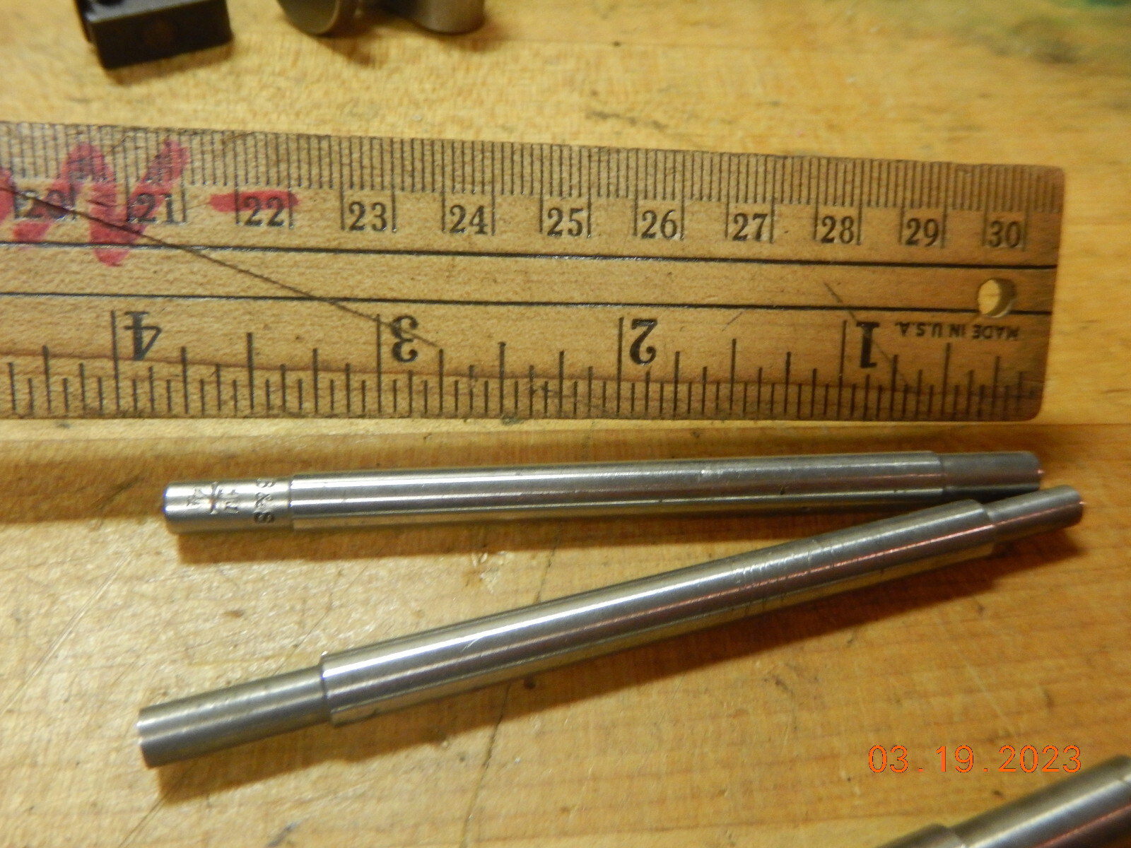 3 GRINDING METAL LATHE MANDRELS BROWN AND SHARPE NO NAME 1/4 3/8