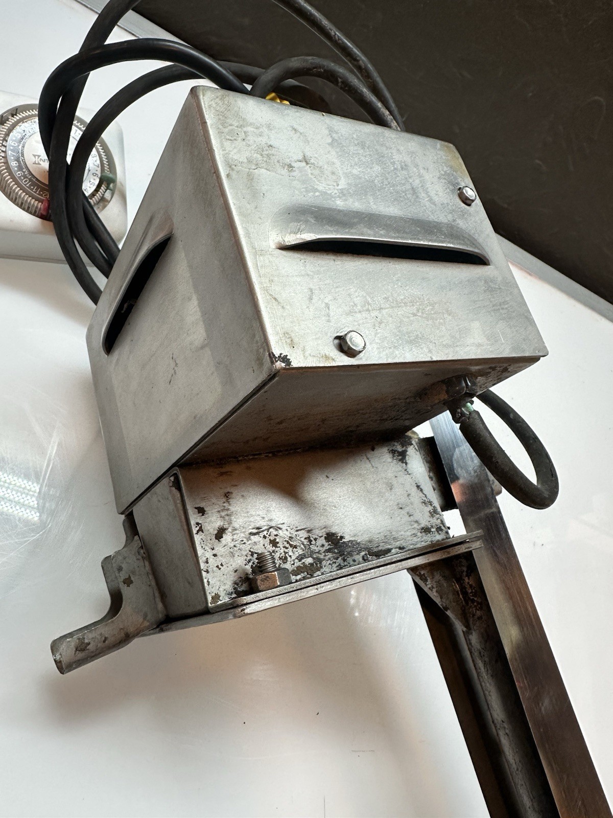 Stainless Mighty-Mini Oil Skimmer 12″ 115V (No Timer)